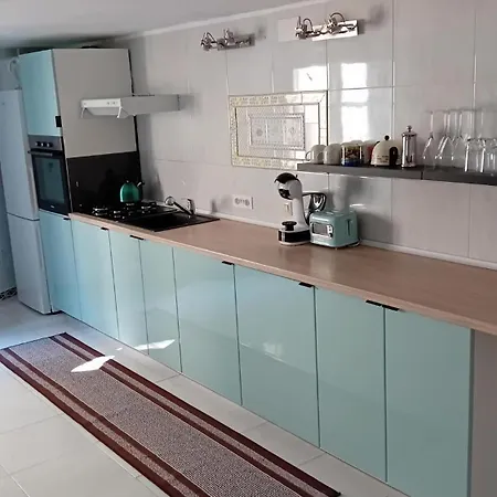 דירה Tree House *